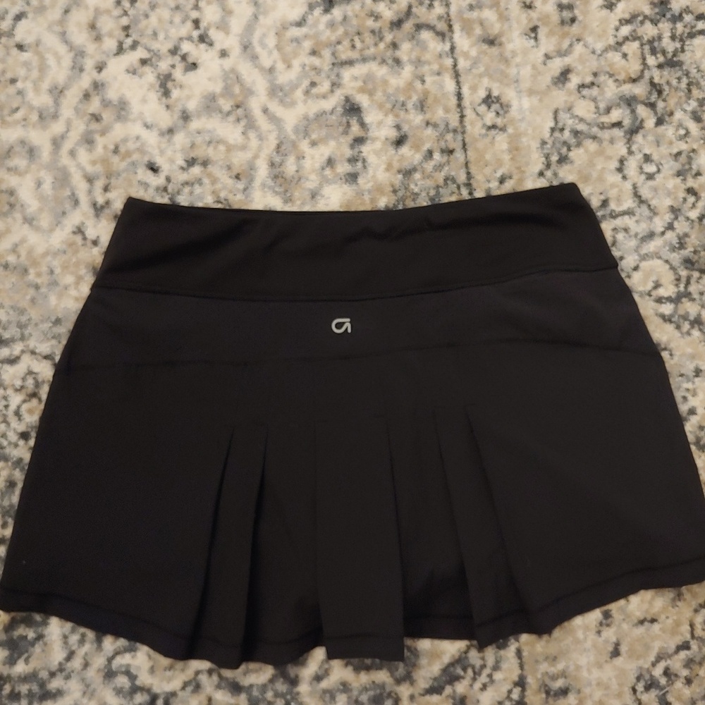 GapFit skort with back pleats sz XS